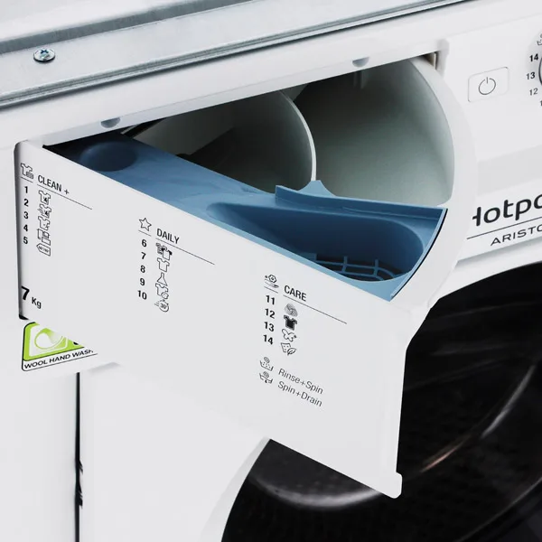 Стиральные машины HOTPOINT BI WMHG 71284 EU